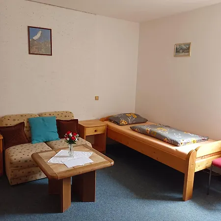 Bokova Apartment *